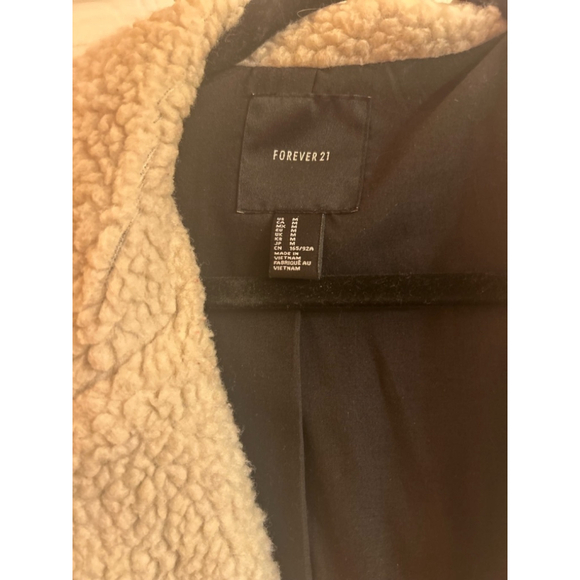 Women's Forever 21 Camo Jacket Size M - Picture 2 of 4